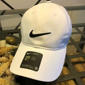 NIKE WHITE UNISEX STRAPBACK BASEBALL CAP NWT